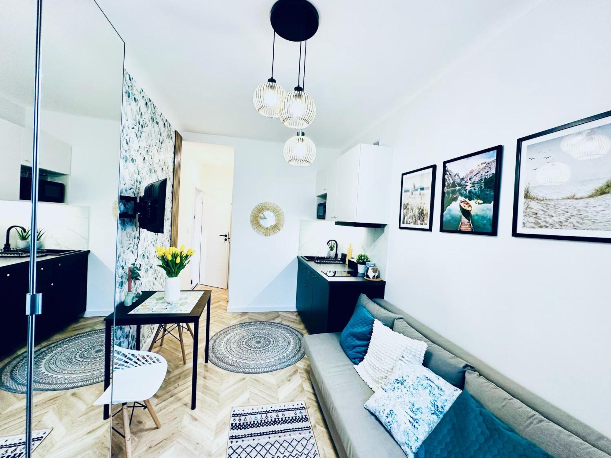 Olivia Apartments - Sloneczny Apartament W Centrum Warszawy, Plac Unii Lubelskiej, Lazienki Krolewskie, Pole Mokotowskie 바르샤바 외부 사진